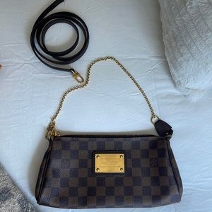 LOUIS VUITTON Eva Damier